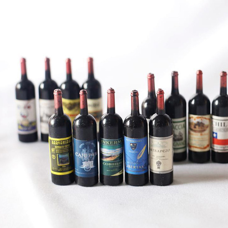 Botellas de vino en miniatura  - Taste Wine Beer Kitchen reseña y precio